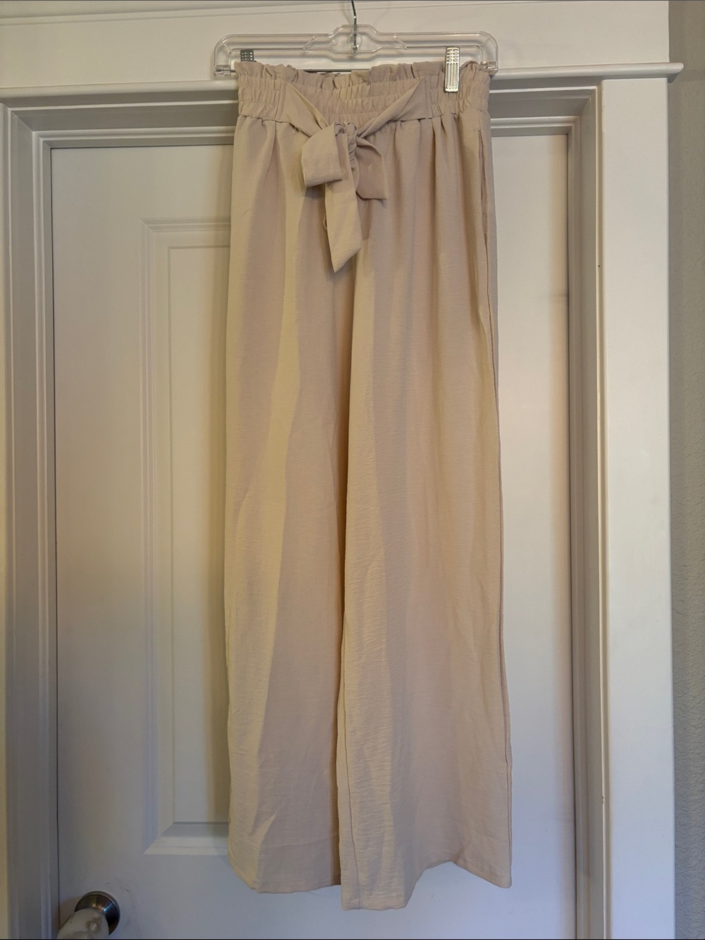 Tie-Waist Wide-Leg Pants in Light Beige